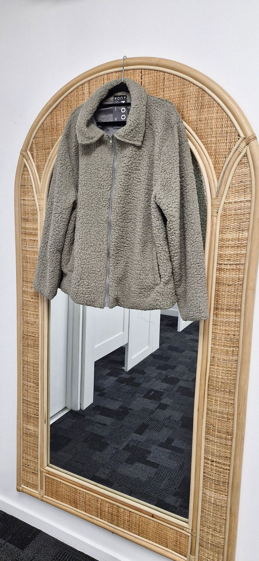 Oversized Fluffy Zip Up - Grey