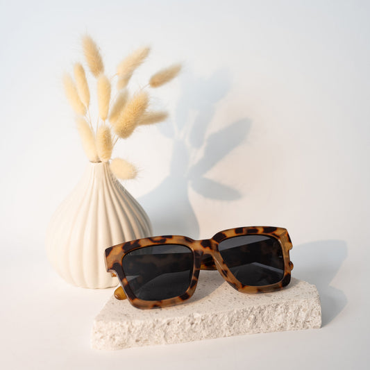 Cilla Black Sunglasses - Tortoise