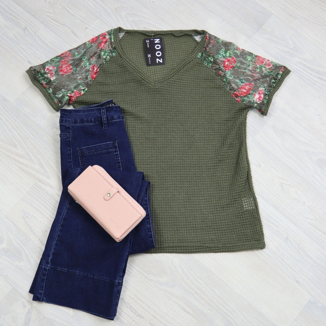 Daphne Floral Sleeve Top