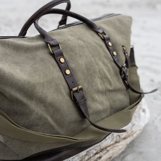 Tekapo Canvas Overnighter Bag - Olive