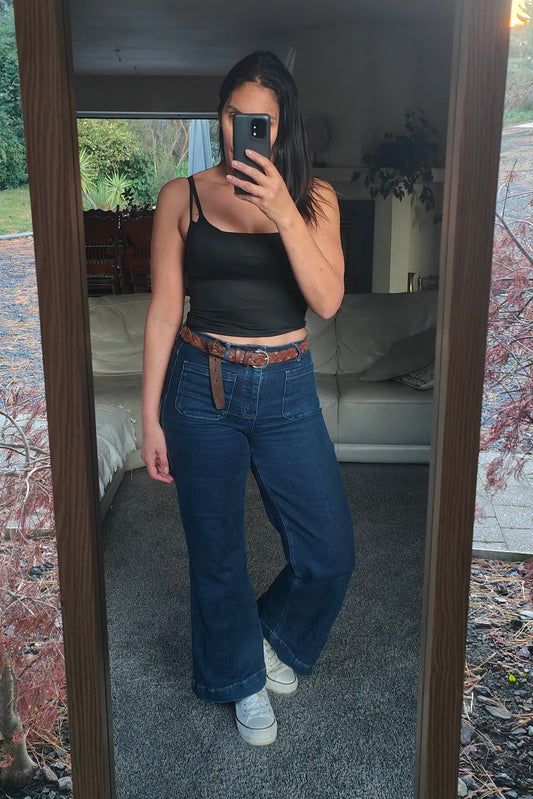 Black Cropped Singlet