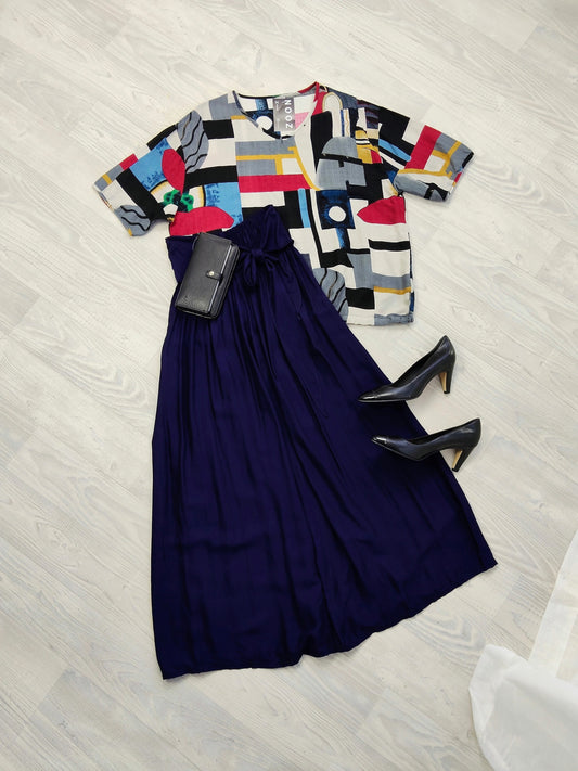 Short Sleeve Verity Tie Top -Retro Geometric