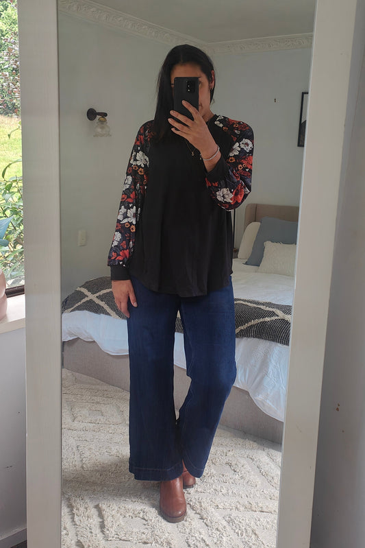 Earthy Floral Sleeve Dana Top