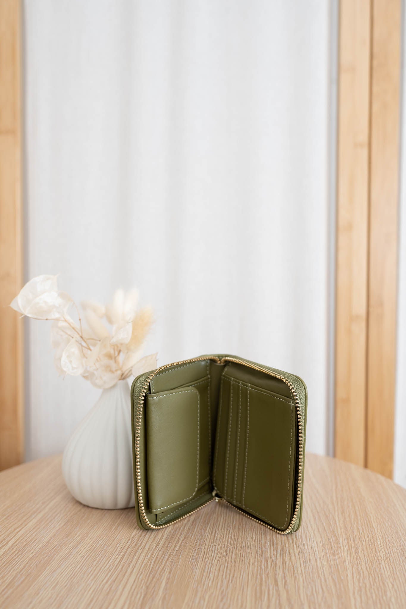 The Mission Bay Wallet - Olive