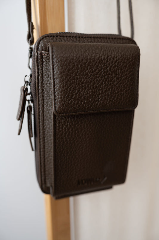 Courtenay Place Purse - Chocolate