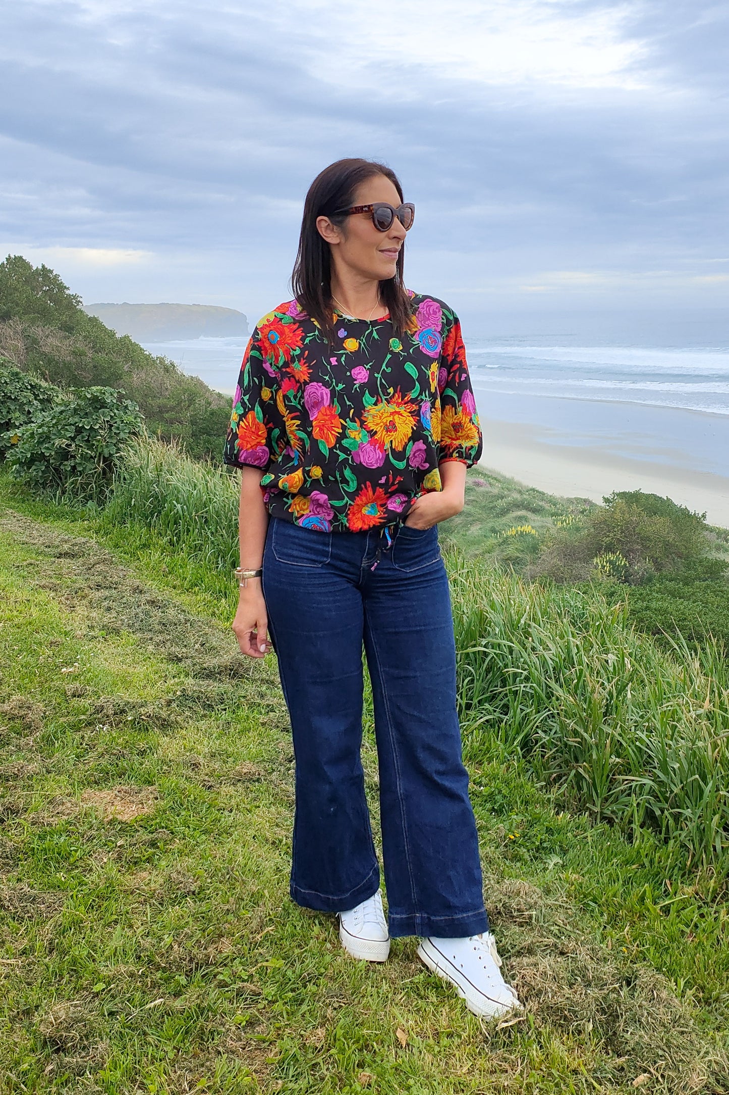 Short Sleeve Verity Tie Top - Black Fiesta