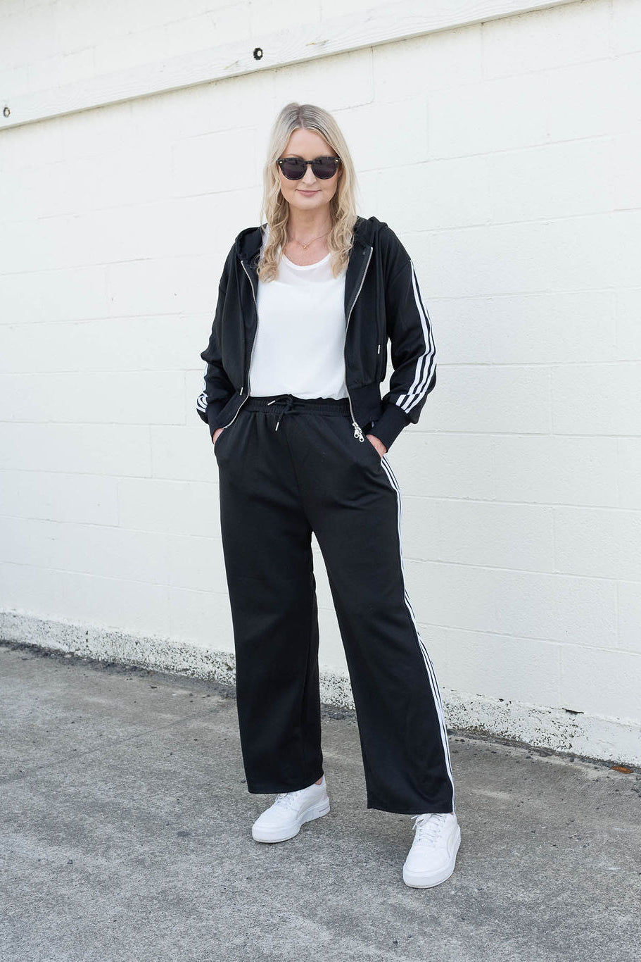 Plain Side Stripe Joggers - Black