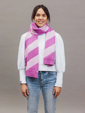 Ziggy Scarf - Violets