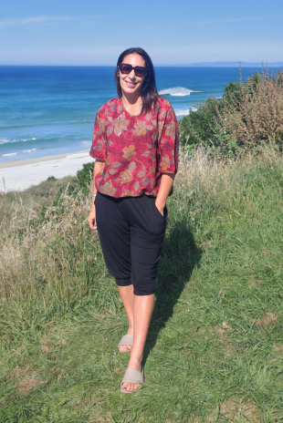 Short Sleeve Verity Tie Top -Bronze Ruby Floral