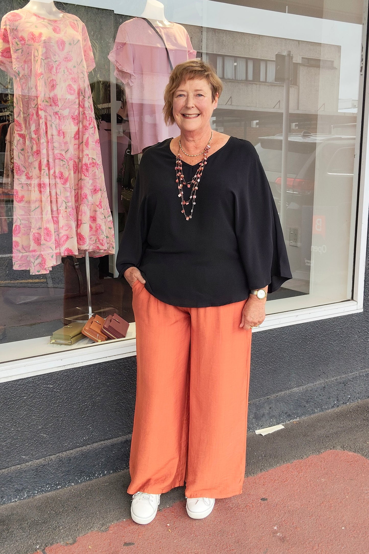 Black - Lightweight Libby Capelet