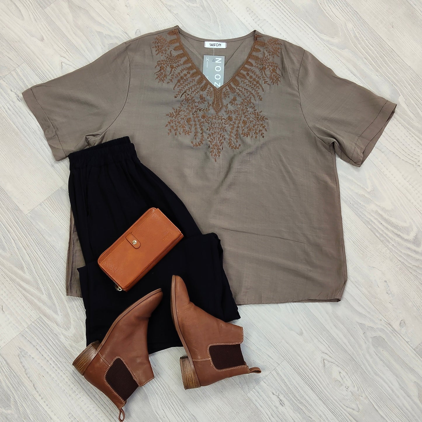 Boho Embroidered Soren top - Mocha