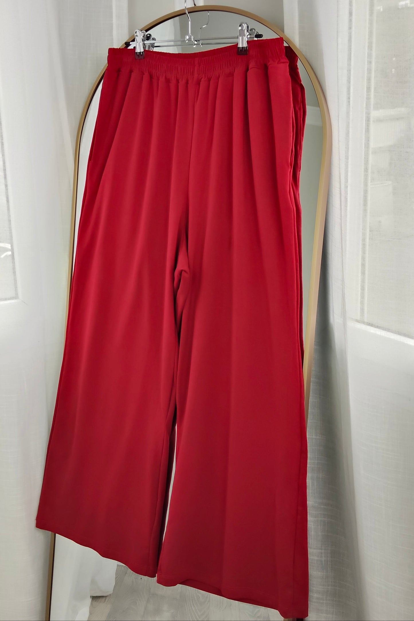 Curvy Wide Leg Leisure Pants - Red