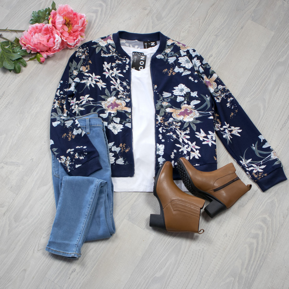 PRE-ORDER** McKenzie Floral Zip Up - Navy