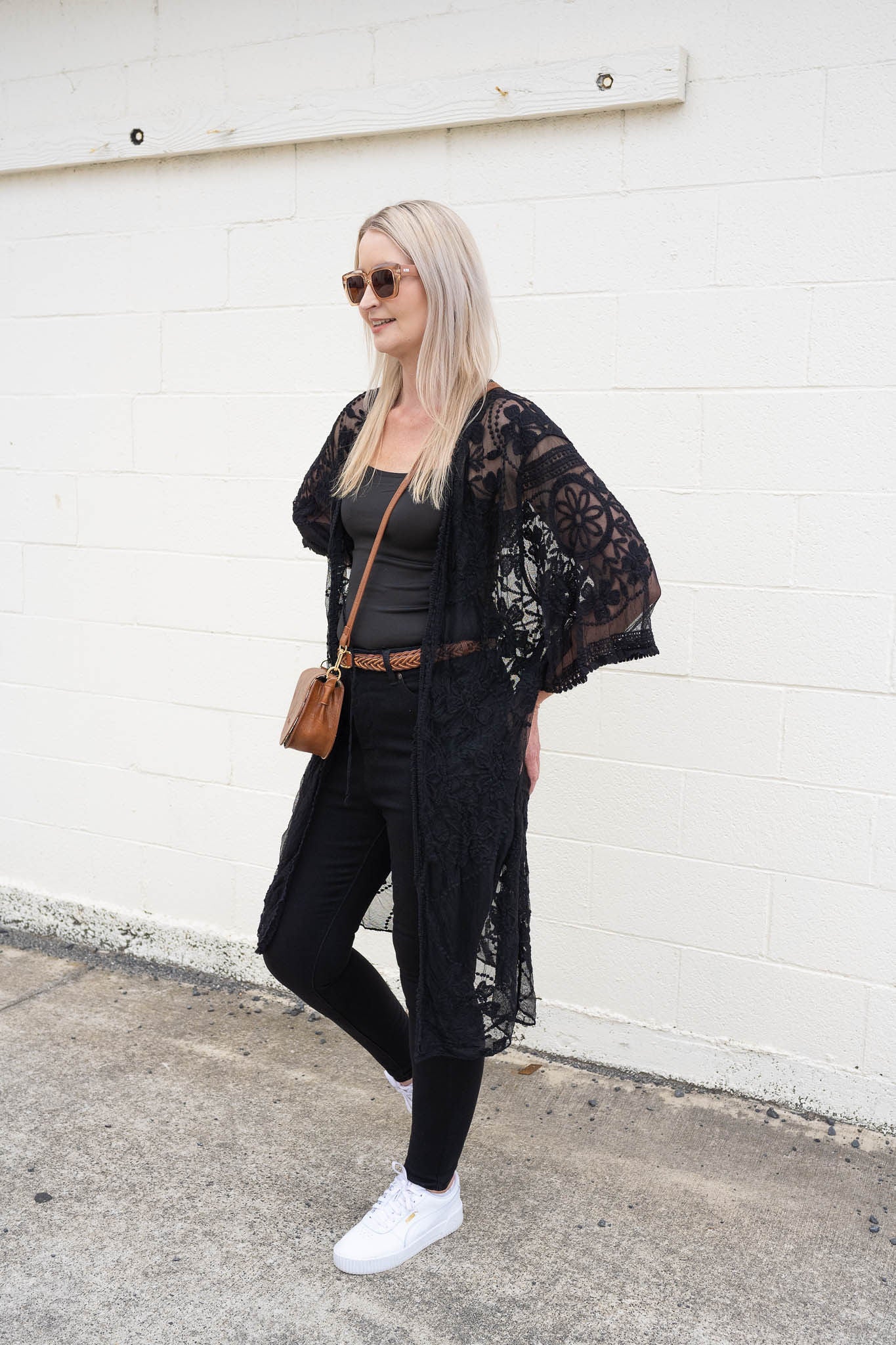 Black Ariana Embroidered Cardi