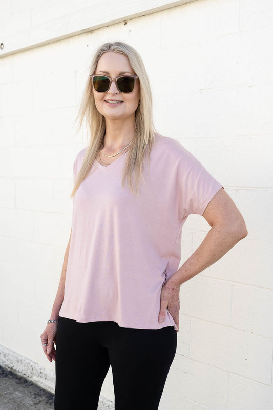 Basic V-neck Tee - Blush