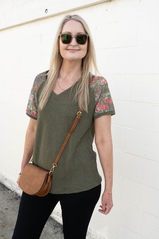 PRE-ORDER** Daphne Floral Sleeve Top