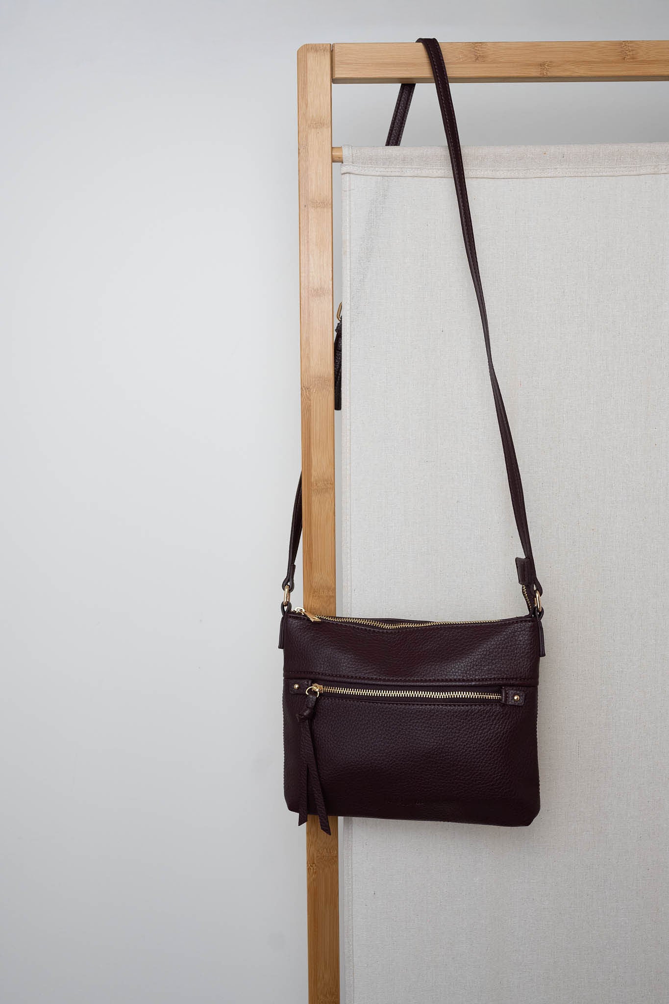 Vegan Leather Thorndon Bag - Wine