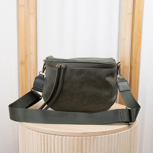 Waihi Beach Handbag - Olive