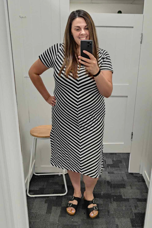 Reese Side Split Dress - B/W Stripe