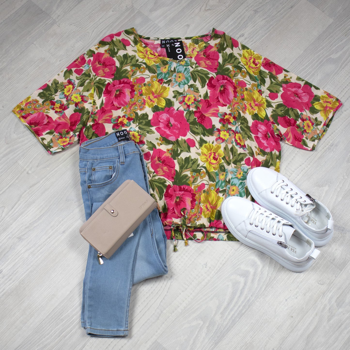 Short Sleeve Verity Tie Top - Summer Lovin