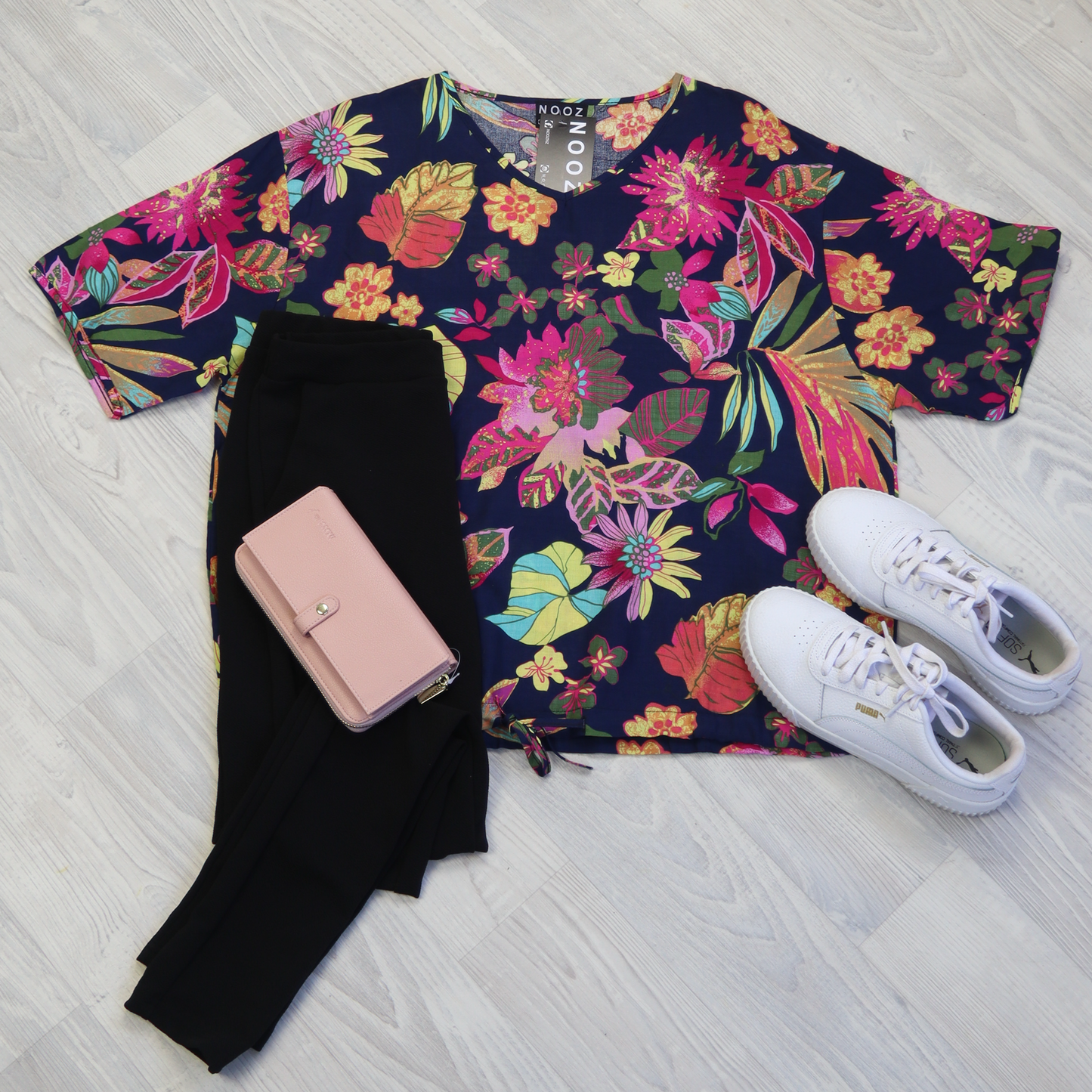 Short Sleeve Verity Tie Top - Navy Holiday Dreams