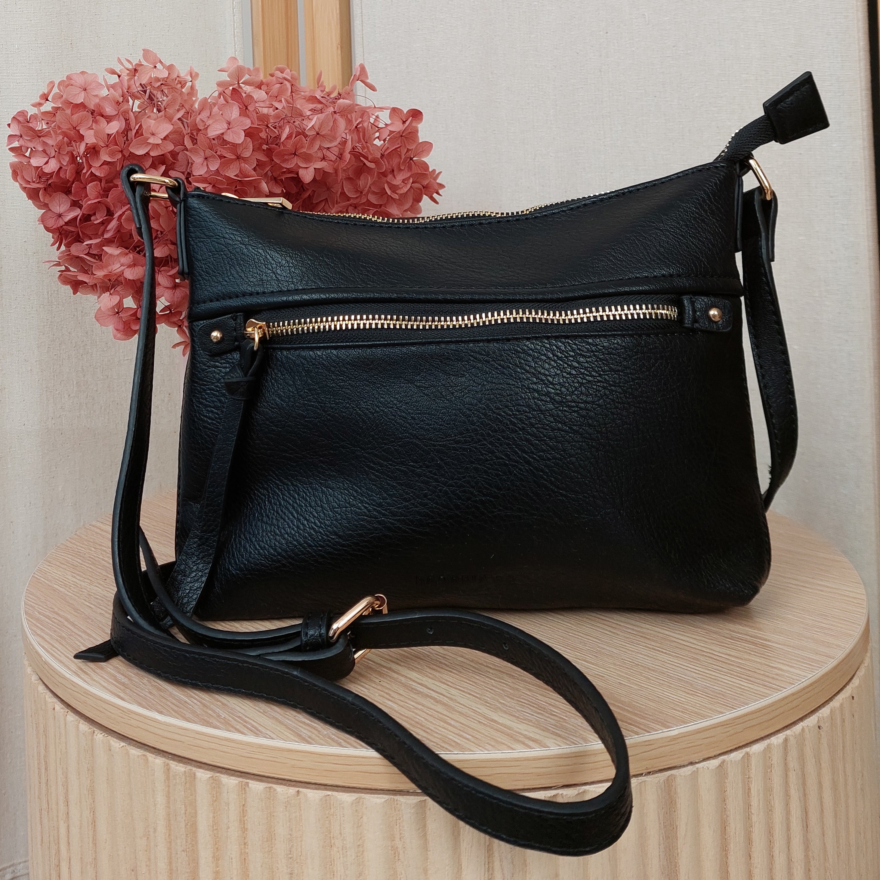 Vegan handbags sale nz