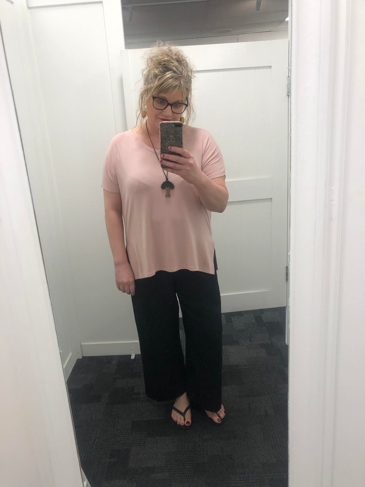 Basic V-neck Tee - Blush