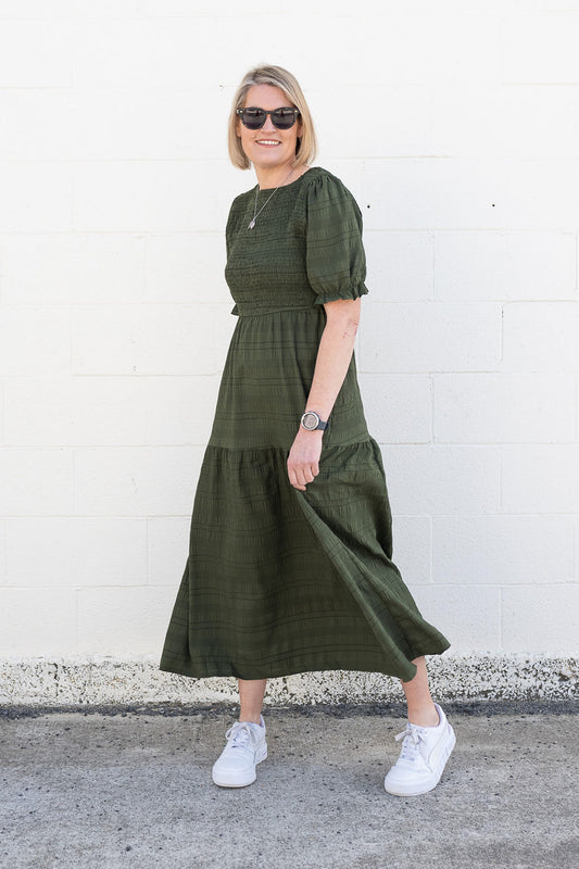 Khaki - Textured Short Sleeve Shirred Josephine Dress