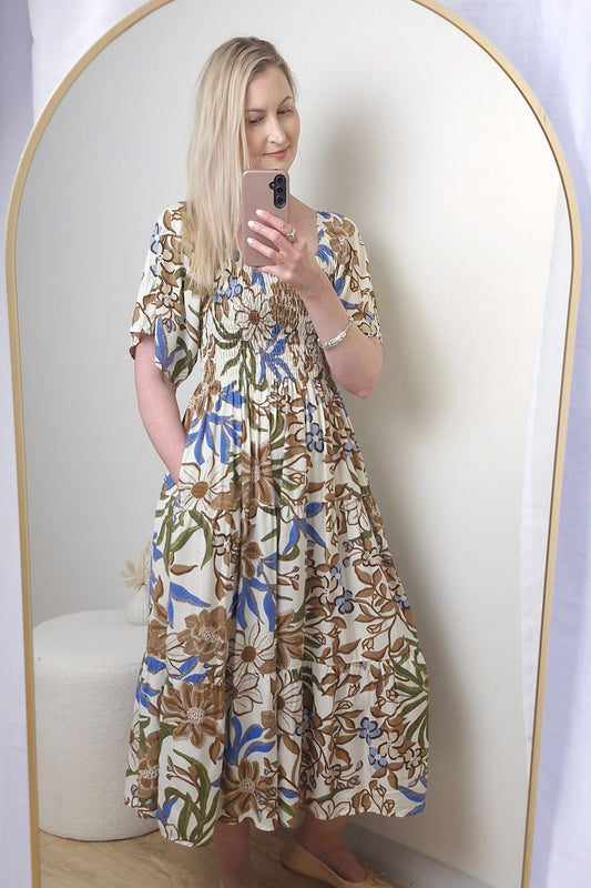 Shirred Bust Soph Maxi - Earthy Flora