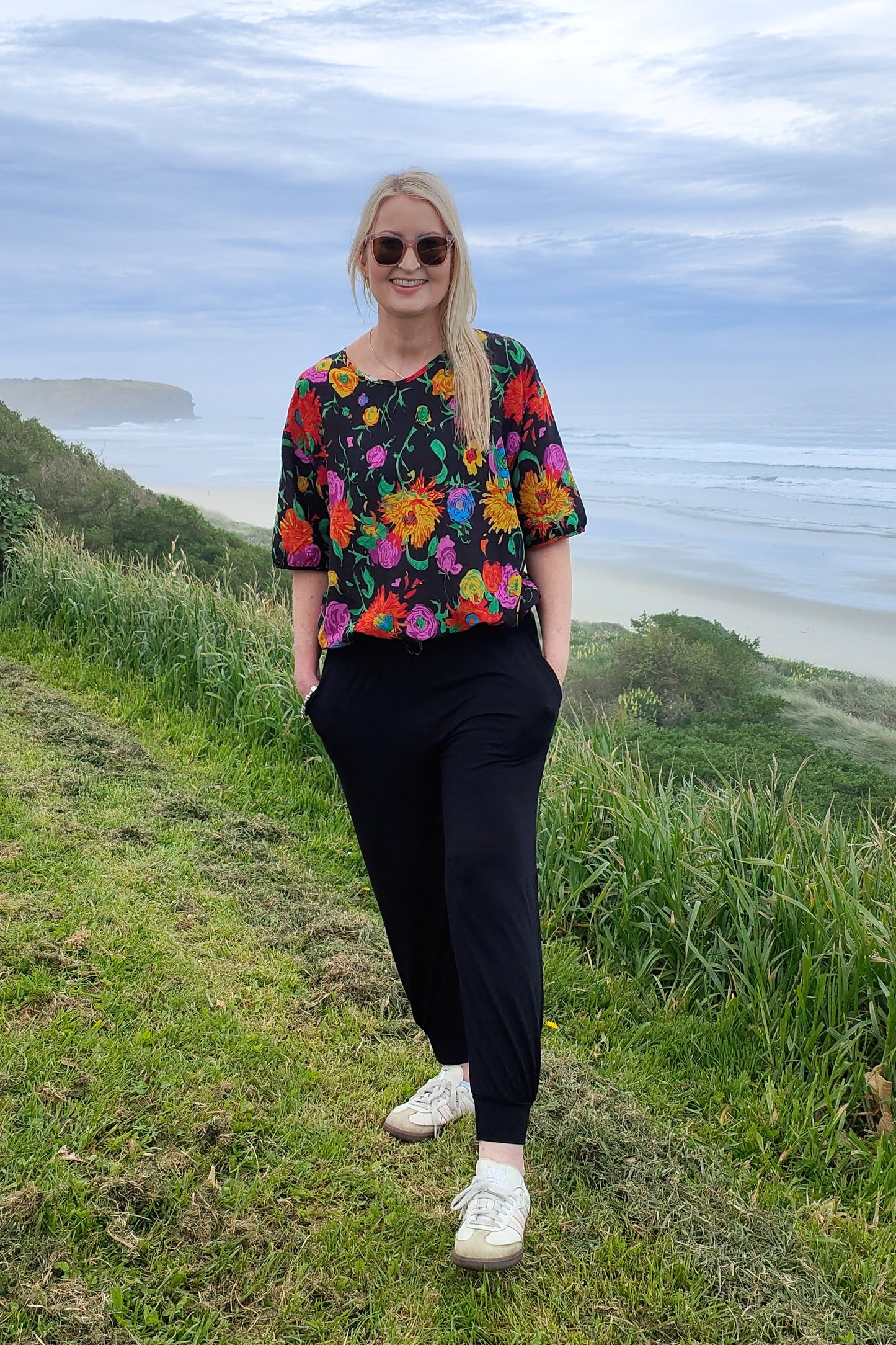 Short Sleeve Verity Tie Top -   Black Fiesta