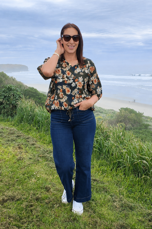 Short Sleeve Verity Tie Top - Faded Grey Floral