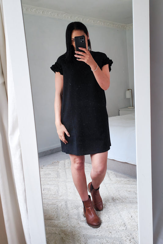 Stretchy Ellie Ruffle Sleeve Dress - Black
