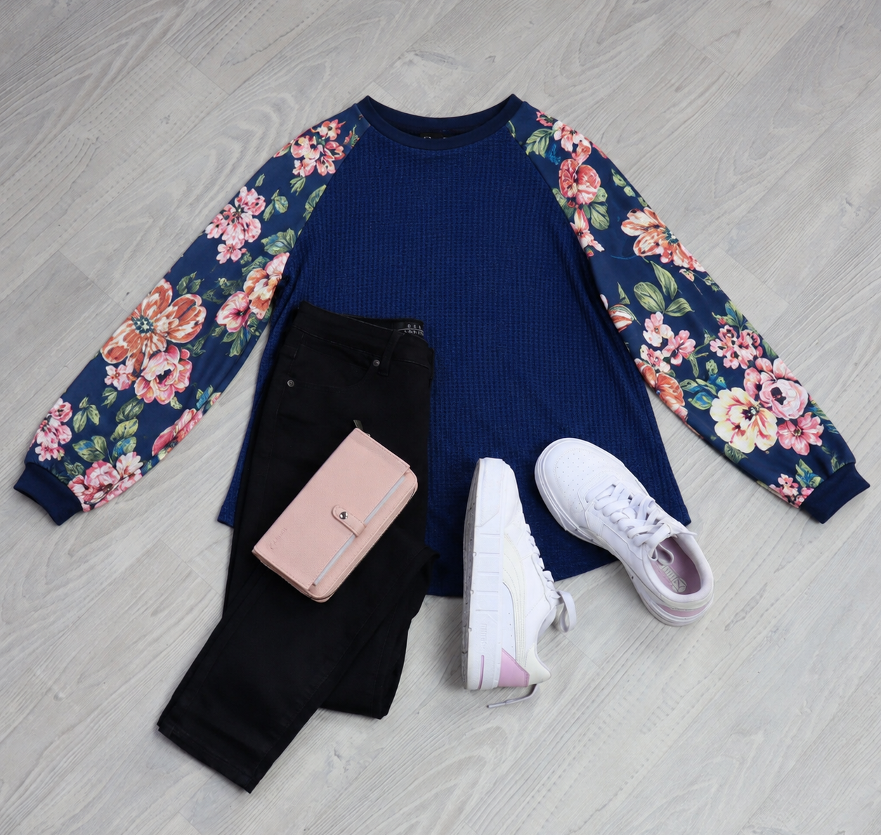 Floral Sleeve Lina Top - Navy
