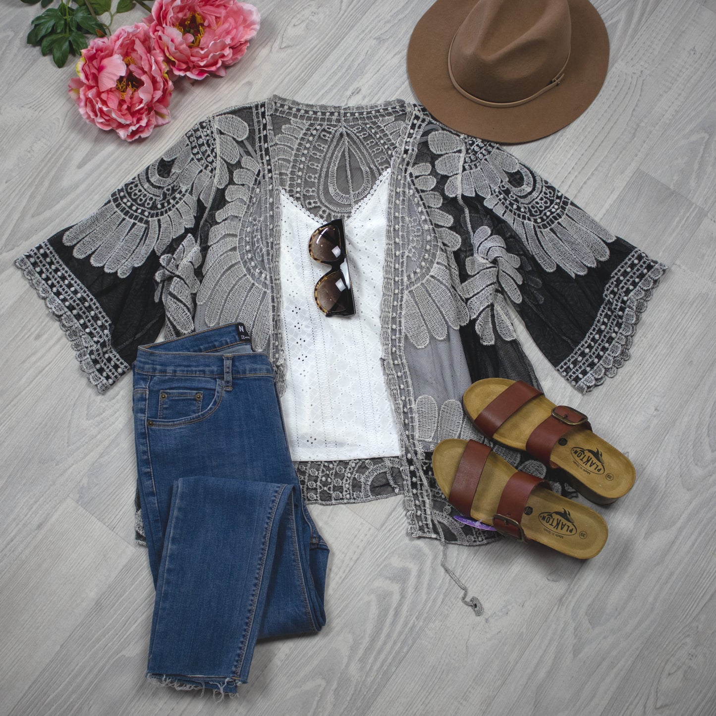 Short Tatiana Embroidered Cardi - B&W